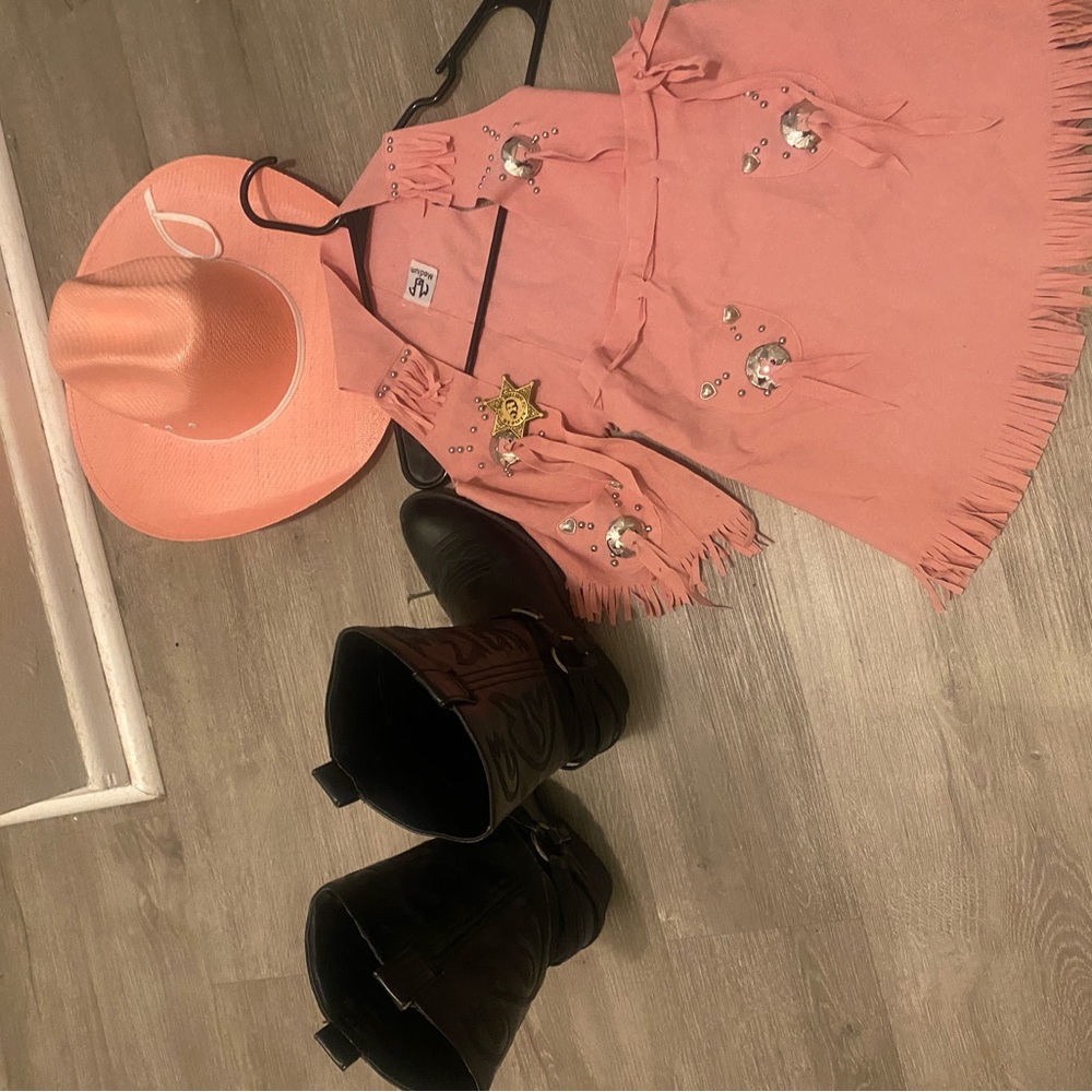 Charming Pink Cowgirl Costume for Kids